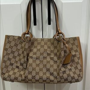 Gucci Tan and Brown Shoulder Bag